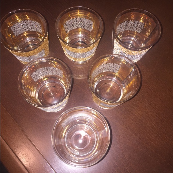 SOLD-Vintage Gold Leaf Whiskey Tumblers 6 - Picture 4 of 5